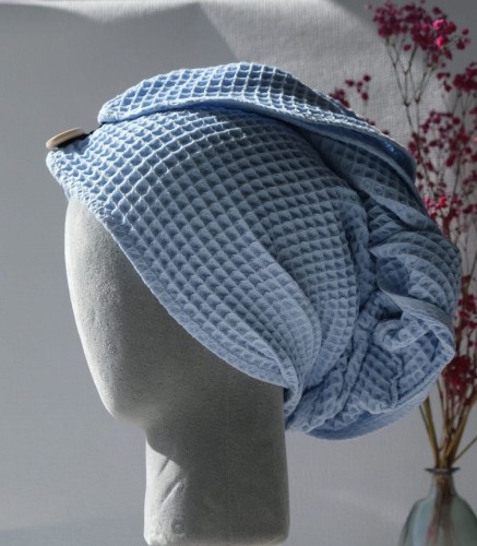 blekitny-turban-do-suszenia-wlosow.jpg