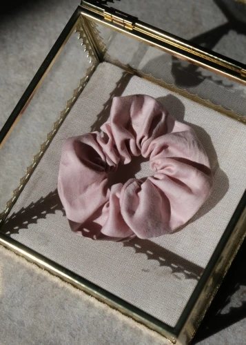 scrunchie_pudrowy_róż.jpg