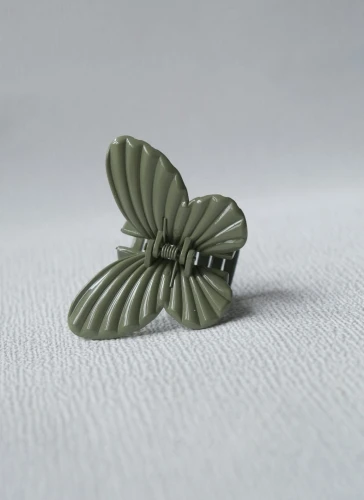 klamra-spinka-motyl-khaki.JPG