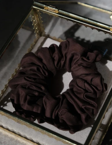 scrunchie-m-we-wlosach.jpg