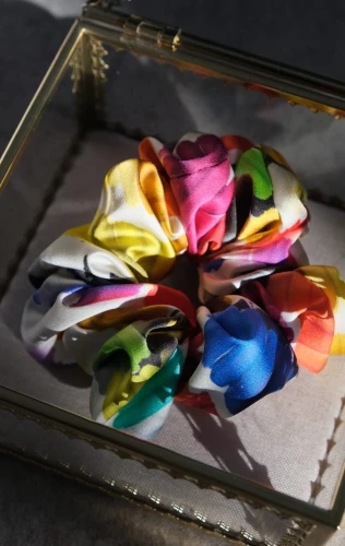 wzorzyste-scrunchie-jedwabne-s.jpg